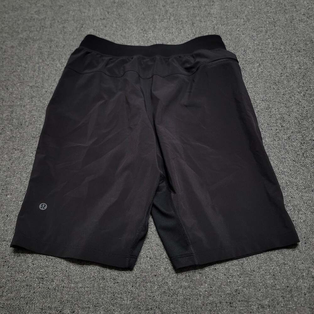 Lululemon Shorts Mens Extra Small Black T.H.E. 9" Linerless Performance Stretch